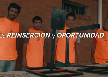 Reclusos participarán en fabricación de estructuras para antenas de Starlink