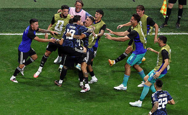 Argentina remonta sobre la hora, elimina a Inglaterra y se instala en final del Mundial 2026