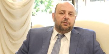 Colegio de Abogados insiste en la colegiación obligatoria para frenar el ejercicio con títulos falsos