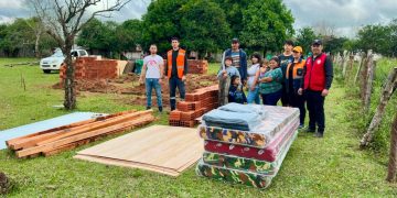SEN entrega asistencia a familias afectadas por temporal en cuatro distritos de Guairá
