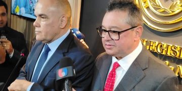 «En 11 meses hizo más que otros en cinco años», dice Núñez sobre Leite en EE.UU