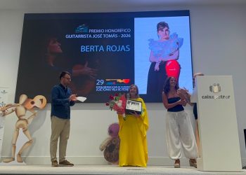 Berta Rojas recibe el Premio Honorífico Guitarrista José Tomás 2026