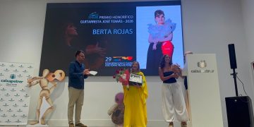 Berta Rojas recibe el Premio Honorífico Guitarrista José Tomás 2026
