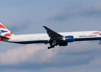 Pilotos sufrieron intoxicación alimentaria durante un viaje de más de 10 horas