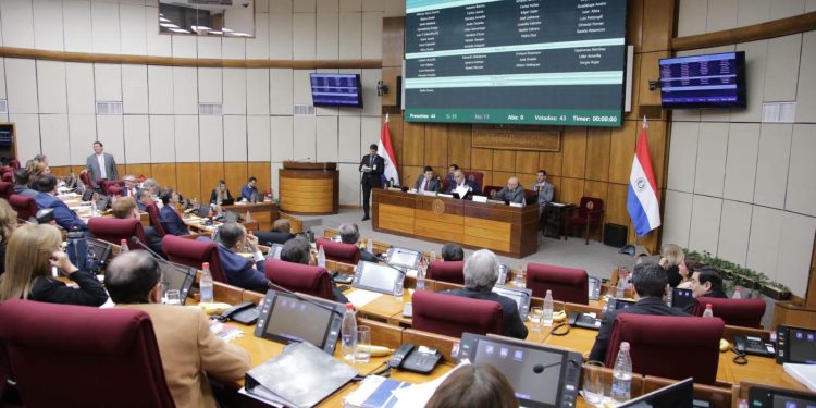 Senado ratifica a Mario Varela y designa a Pedro Díaz Verón como representantes titulares ante el JEM