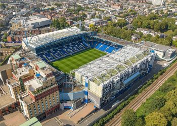Sancionan al Chelsea por incumplir reglas financieras