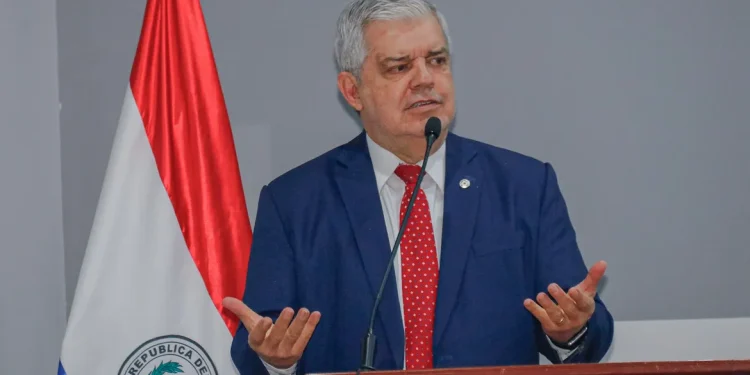 Ministro califica de presunta negligencia policial la muerte de joven en un control de Alberdi