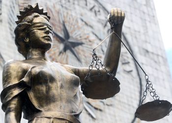 Tribunal confirma medida cautelar que suspende integración tecnológica entre Banco Atlas y Banco Familiar