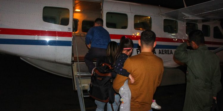 Fuerza Aérea realizó traslado aeromédico de niña con enfermedad grave a Argentina