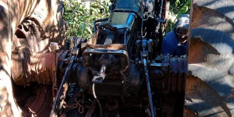Hombre muere tras el vuelco de un tractor en Ybyrarobaná