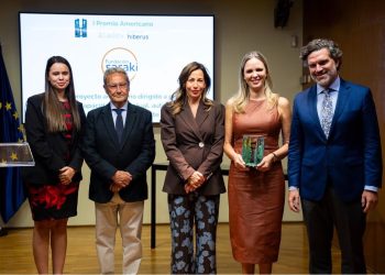 Fundación Saraki recibe en España el Premio ATADES por su programa de inclusión Mbarete