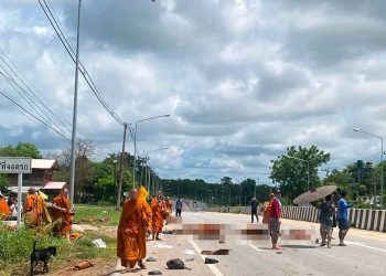 Niño de 11 años atropelló y mató a ocho monjes durante peregrinación en Tailandia