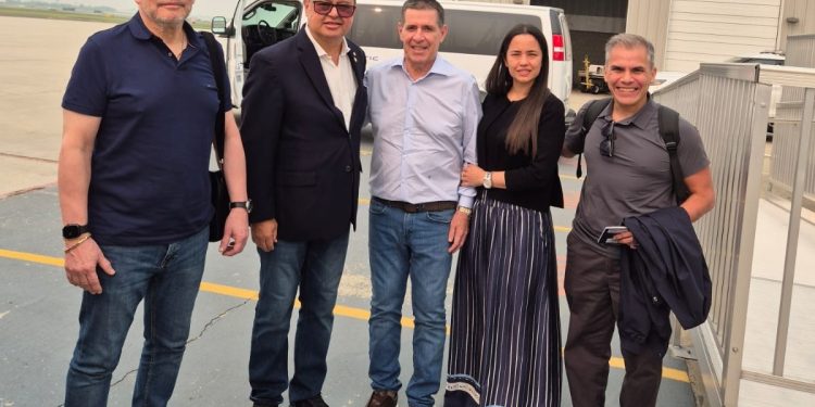 Horacio Cartes arribó a Estados Unidos