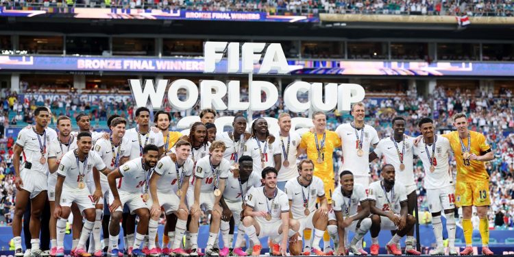 Inglaterra logra el tercer puesto del Mundial 2026 al vencer en un partidazo a Francia