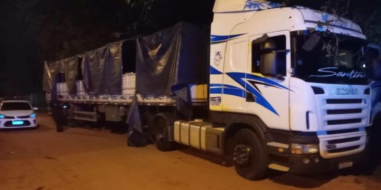 Intentan asaltar camión que transportaba productos electrónicos y tirzepatida en Itauguá