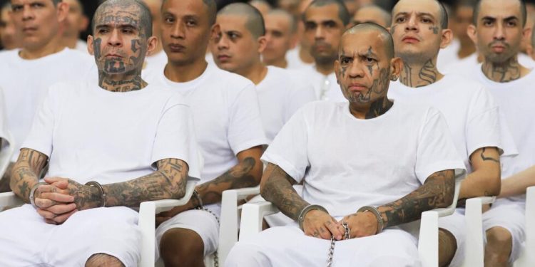 El Salvador cerró histórico juicio contra las maras con pedido de miles de años de cárcel