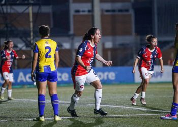 Cerro Porteño goleó a Luqueño para reencontrarse con el triunfo