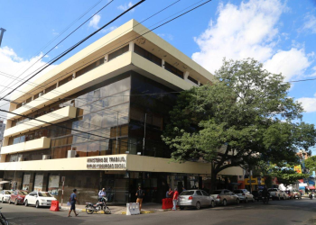 Ministerio de Trabajo reglamentó el reajuste del 5% del salario mínimo y fijó nuevos valores por hora y jornada