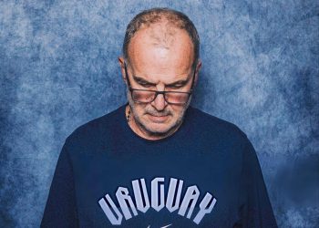 Bielsa contó que el plantel le pidió poner fin a charlas y vídeos tácticos extensos