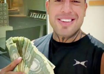 Apartan a policías tras viralización de videos escoltando a influencer en la Expo 2026