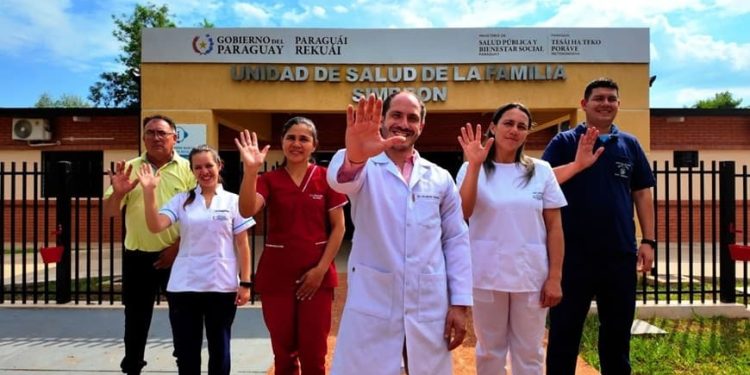 Salud elevó salario de médicos residentes, amplió plazas de formación y sumó nuevas vinculaciones laborales