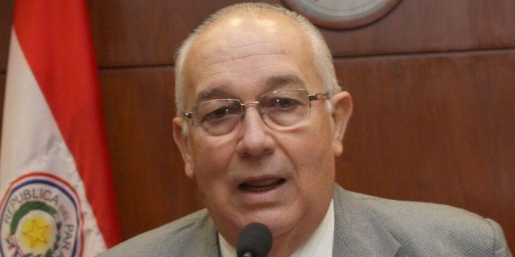 Reiteran orden de captura contra exministro de la Corte condenado por cohecho pasivo agravado