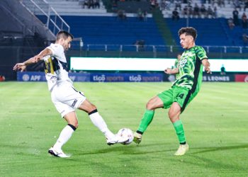 Con la corona puesta, Olimpia abre la defensa en un duelo que promete chispas