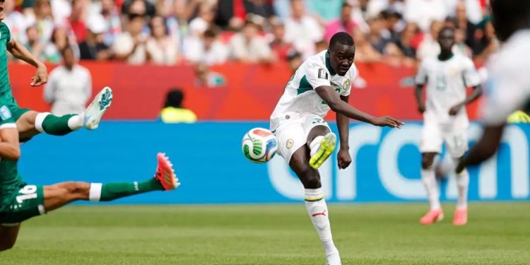 Pape Gueye deja la selección de Senegal «mientras siga este equipo técnico»