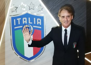 Italia cambia de rumbo tras la crisis: Mancini y Ranieri liderarán el nuevo proyecto