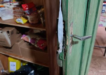 Roban alimentos e insumos del programa Hambre Cero en una humilde escuela de Yby Yaú