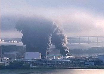 Ucrania golpeó una planta petrolera y una base naval en cercanías de San Petersburgo