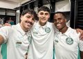 Dos golazos paraguayos en la goleada del puntero Palmeiras