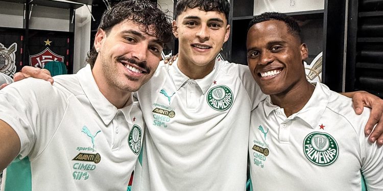 Dos golazos paraguayos en la goleada del puntero Palmeiras
