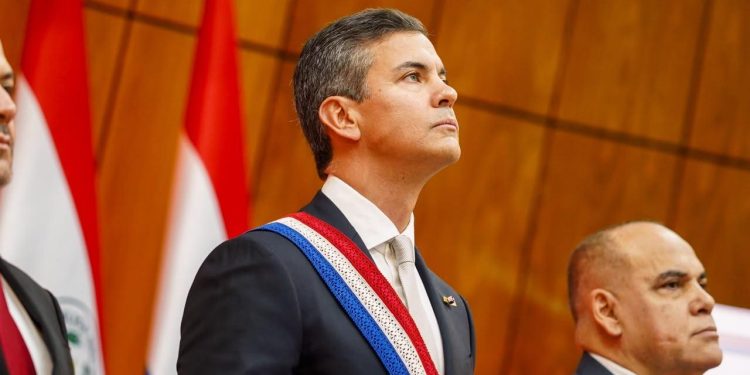El presidente Santiago Peña rinde su tercer informe de gestión en el Congreso