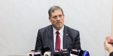 Chase defiende informe de Santiago Peña, rechaza que las cifras sean un invento y minimiza filtración de micrófonos abiertos