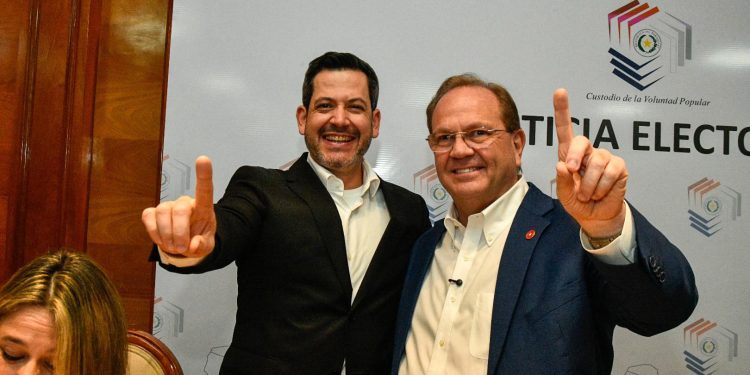 Con respaldo de Raúl Latorre, Partido Colorado inscribe oficialmente a Camilo Pérez para la Intendencia de Asunción
