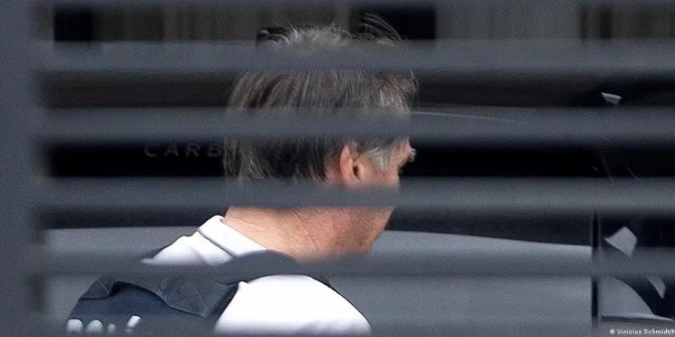 Brasil: juez extiende prisión domiciliaria de Bolsonaro