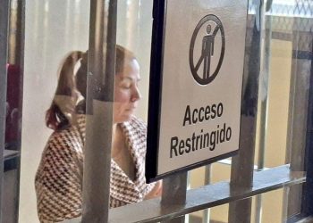 Tribunal revoca medidas alternativas y ordena prisión para extitular de Petropar y su esposo
