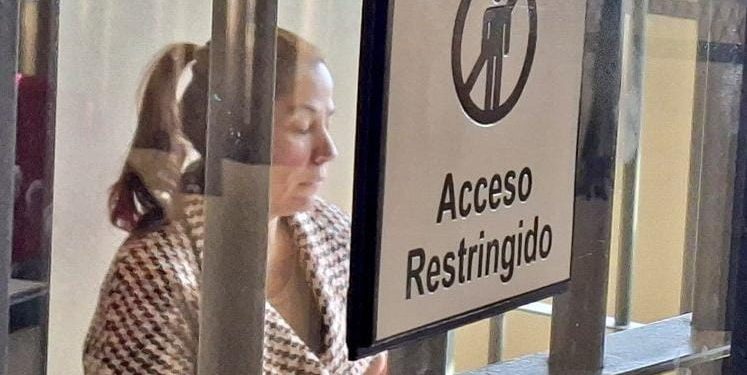 Tribunal revoca medidas alternativas y ordena prisión para extitular de Petropar y su esposo