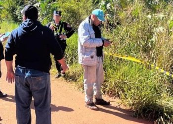 Hallan a mujer brasileña asesinada junto a un panfleto supuestamente de «Los Justicieros de la Frontera»