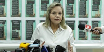 Lilian Samaniego posterga su proyecto de reforma de la ley de divorcio para buscar mayor consenso