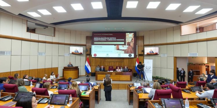Congreso inaugura una especialización de posgrado en Derecho Constitucional y Parlamentario