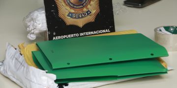 SENAD intercepta marihuana de alta potencia oculta en carpetas archivadoras procedentes de EE. UU.