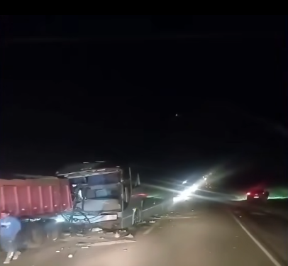 Un guarda de bus perdió la vida tras chocar contra un camión