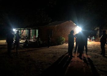 Delincuentes armados golpearon a una pareja y robaron Gs. 105 millones