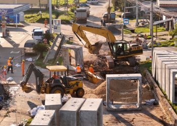 Obras de mejoramiento en Avelino Martínez avanzan, pero piden colaboración ciudadana para evitar acumulación de basura