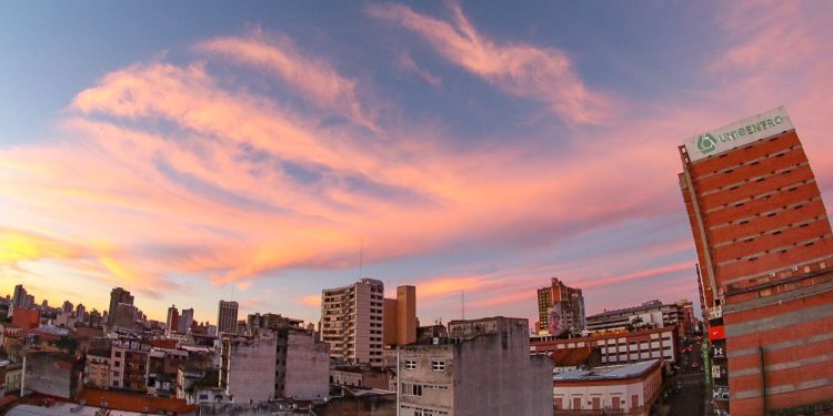 Ambiente caluroso en los próximos días y retorno de lluvias hacia mitad de semana