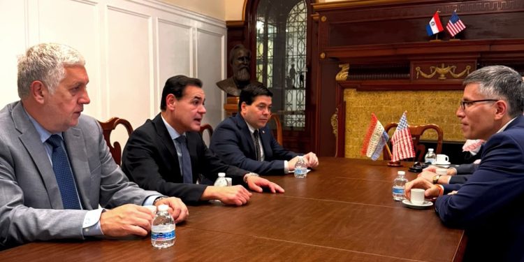 Canciller mantiene reuniones clave en Washington sobre seguridad regional y lucha contra el antisemitismo