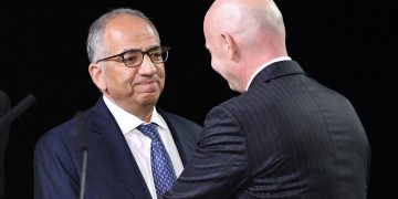 Asesor principal de la FIFA renuncia para protestar por el plan de capital privado de Infantino