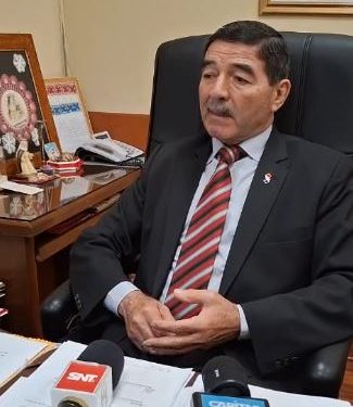 Senador critica a ministro por inseguridad y advierte con masivas movilizaciones de policías retirados